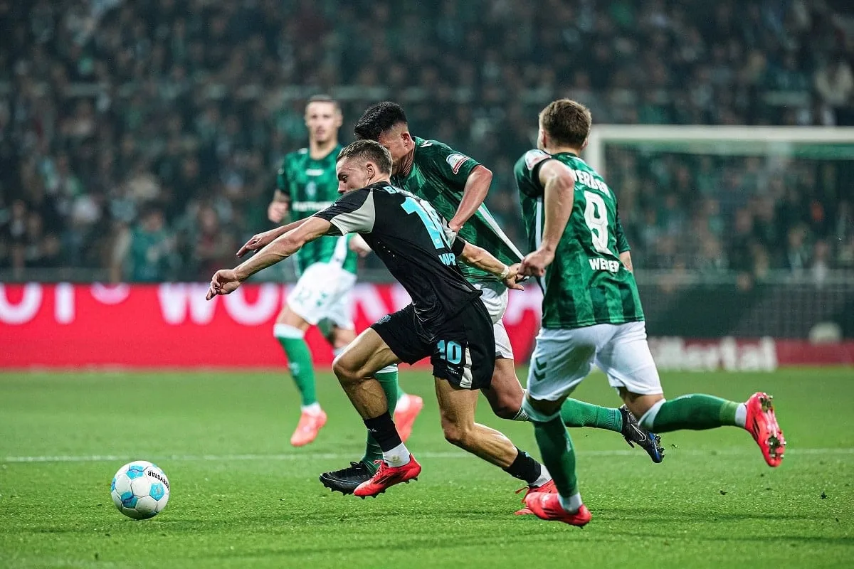 Borussia Mönchengladbach Outfoxes Werder Bremen in Bundesliga Battle