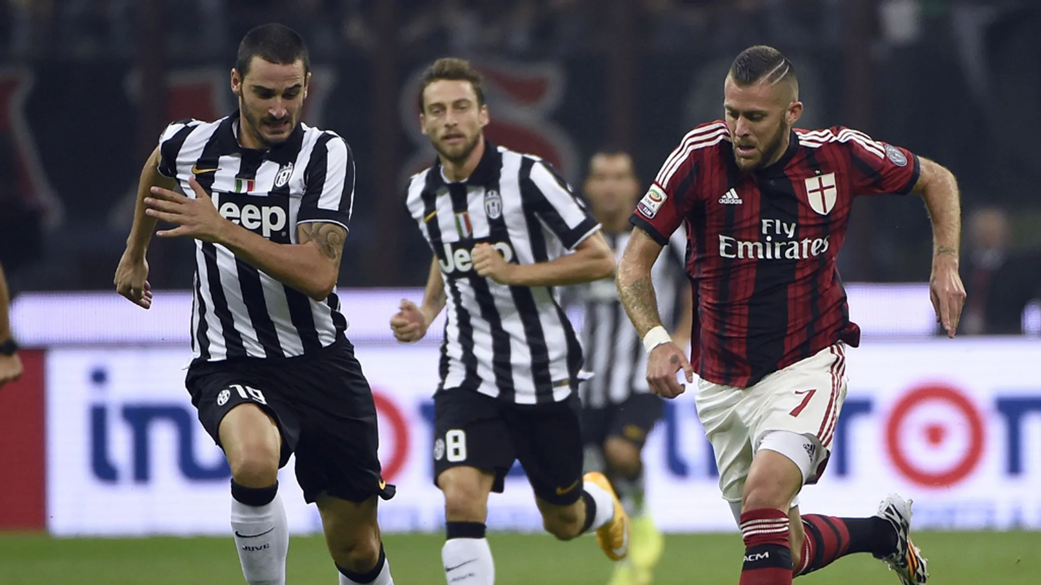 Goal Drought at Stadio Giuseppe Meazza: Milan and Juventus Share the Spoils in a 0-0 Draw