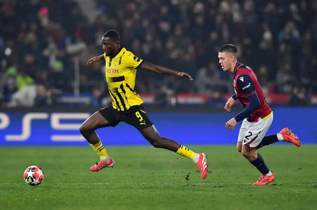 Bologna vs Borussia Dortmund