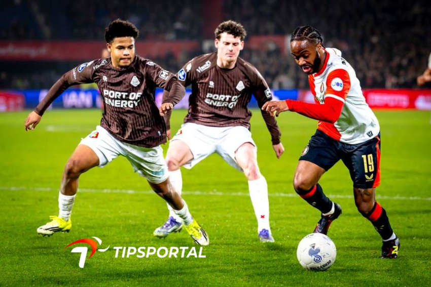 Feyenoord Claims Victory Over Telstar in First-Half Masterclass